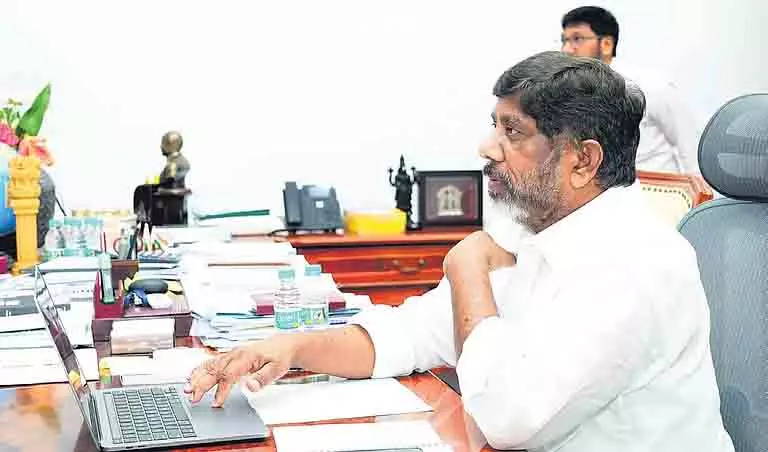 उपमुख्यमंत्री भट्टी ने तेलंगाना के बाहर SCCL की पहली कोयला खदान नैनी का उद्घाटन किया उपमुख्यमंत्री भट्टी ने तेलंगाना के बाहर SCCL की पहली कोयला खदान नैनी का उद्घाटन किया