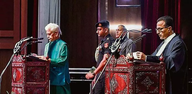 आम आदमी की आवाज अदालतों तक पहुंचनी चाहिए और सुनी जानी चाहिए: Justice Arun Palli आम आदमी की आवाज अदालतों तक पहुंचनी चाहिए और सुनी जानी चाहिए: Justice Arun Palli