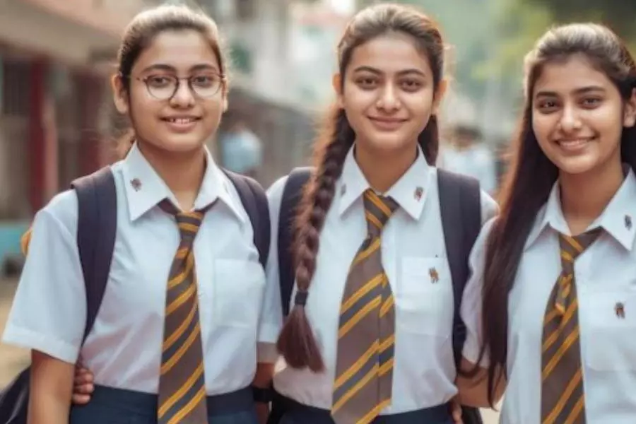 राज्य में इस दिन बंद रहेंगे पूरे स्कूल-कॉलेज, देखिए शिक्षा विभाग की छुट्टियों की लिस्ट राज्य में इस दिन बंद रहेंगे पूरे स्कूल-कॉलेज, देखिए शिक्षा विभाग की छुट्टियों की लिस्ट