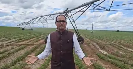 ब्राजील: टमाटर फार्म पहुंचे शिवराज सिंह चौहान ब्राजील: टमाटर फार्म पहुंचे शिवराज सिंह चौहान