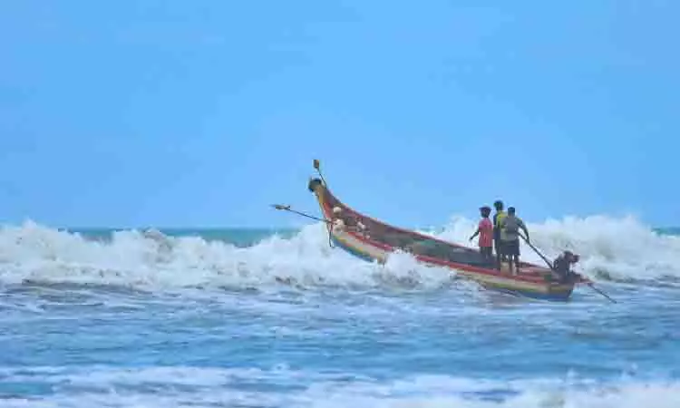 Sri Lankan समुद्री डाकुओं ने कोडियाक्कराई के निकट तमिलनाडु के मछुआरों पर हमला कर उन्हें लूटा Sri Lankan समुद्री डाकुओं ने कोडियाक्कराई के निकट तमिलनाडु के मछुआरों पर हमला कर उन्हें लूटा