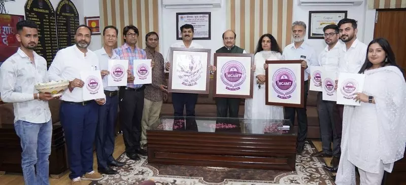 Haryana : कुरुक्षेत्र विश्वविद्यालय के कुलपति ने किया न्यूजलेटर का विमोचन Haryana : कुरुक्षेत्र विश्वविद्यालय के कुलपति ने किया न्यूजलेटर का विमोचन