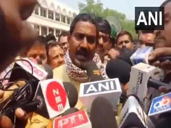 कई महीनों से मेरी हत्या की कोशिश की जा रही है: RJD विधायक रीतलाल यादव कई महीनों से मेरी हत्या की कोशिश की जा रही है: RJD विधायक रीतलाल यादव