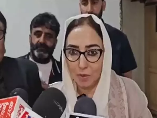 संसद में पारित चीजों के क्रियान्वयन को कोई नहीं रोक सकता: Darakhshan Andrabi संसद में पारित चीजों के क्रियान्वयन को कोई नहीं रोक सकता: Darakhshan Andrabi