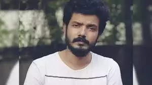 Kochi: फिल्म निर्माता का खुलासा – श्रीनाथ भासी ने मांगा गांजा, किया दुर्व्यवहार Kochi: फिल्म निर्माता का खुलासा – श्रीनाथ भासी ने मांगा गांजा, किया दुर्व्यवहार