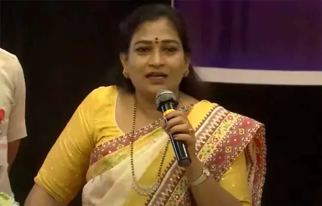 POCSO मामलों में 60 प्रतिशत आरोपी 18 वर्ष से कम उम्र के हैं: गृह मंत्री अनिता POCSO मामलों में 60 प्रतिशत आरोपी 18 वर्ष से कम उम्र के हैं: गृह मंत्री अनिता