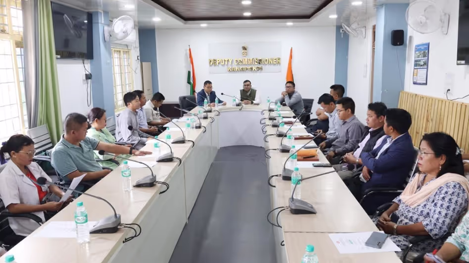 Manipur : कांगपोकपी के शीर्ष स्वास्थ्य केंद्रों को स्वच्छता और सफाई में उत्कृष्टता के लिए Manipur : कांगपोकपी के शीर्ष स्वास्थ्य केंद्रों को स्वच्छता और सफाई में उत्कृष्टता के लिए