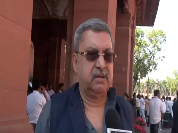 मुर्शिदाबाद हिंसा के आरोपों पर TMC नेता कल्याण बनर्जी ने कही ये बात मुर्शिदाबाद हिंसा के आरोपों पर TMC नेता कल्याण बनर्जी ने कही ये बात