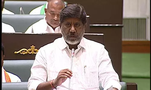 उपमुख्यमंत्री भट्टी ने कहा- TG को ग्रीन एनर्जी में 29,000 करोड़ रुपये की हरित परियोजनाएं मिली उपमुख्यमंत्री भट्टी ने कहा- TG को ग्रीन एनर्जी में 29,000 करोड़ रुपये की हरित परियोजनाएं मिली