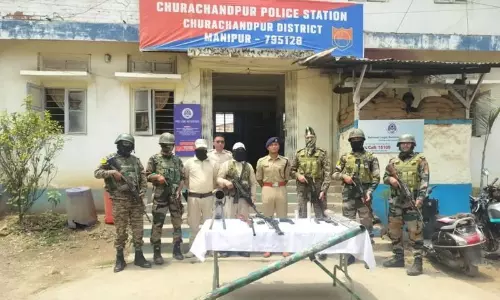 Manipur: चुराचांदपुर में अभियान के दौरान हथियार, मोर्टार गोले बरामद Manipur: चुराचांदपुर में अभियान के दौरान हथियार, मोर्टार गोले बरामद