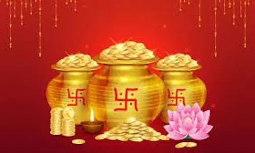 Akshaya Tritiya 2025:  अक्षय तृतीया पर बन रहा है दुर्लभ संयोग, जानें तिथि और शुभ मुहूर्त