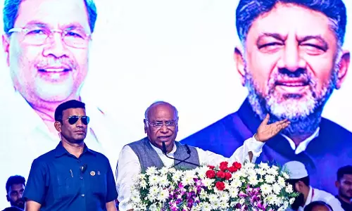 सरकार गिराने की कोशिश की गई है: मल्लिकार्जुन खड़गे सरकार गिराने की कोशिश की गई है: मल्लिकार्जुन खड़गे
