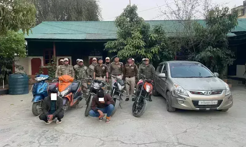 Manipur पुलिस ने सिलसिलेवार कार्रवाई में 15 चोरी के वाहन बरामद किए