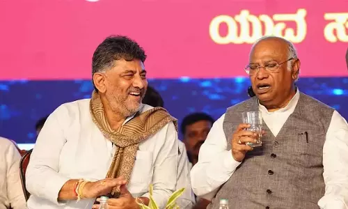 नौकरी पाना ही नहीं, बल्कि नौकरी पैदा करना जीवन का लक्ष्य होना चाहिए: DKS