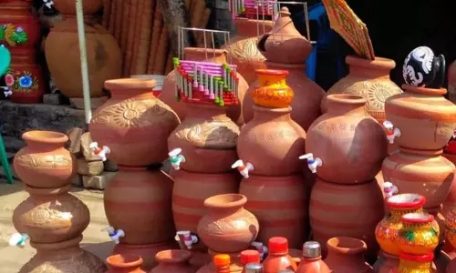 मटका खरीदते वक्त इन 5 चीजों पर जरूर करें गौर, जानें क्या ? मटका खरीदते वक्त इन 5 चीजों पर जरूर करें गौर, जानें क्या ?