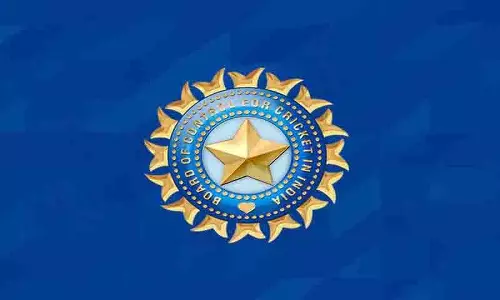 सट्टेबाजों से संबंध रखने वाला हैदराबाद का व्यापारी BCCI की जांच के घेरे में सट्टेबाजों से संबंध रखने वाला हैदराबाद का व्यापारी BCCI की जांच के घेरे में