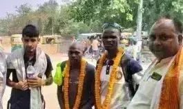 Ballia: अंतरराष्ट्रीय धावकों की बलिया में दस्तक, आयोजन को लेकर उत्साह चरम पर Ballia: अंतरराष्ट्रीय धावकों की बलिया में दस्तक, आयोजन को लेकर उत्साह चरम पर