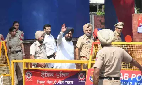 पंजाब के नेता प्रतिपक्ष प्रताप बाजवा के खिलाफ 22 अप्रैल तक कोई दंडात्मक कार्रवाई न करें: HC