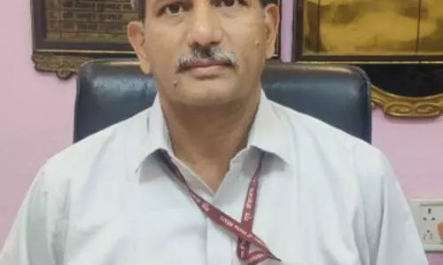 Chandauli: उदय सिंह मीना ने DDU मंडल के नए DRM का कार्यभार संभाला Chandauli: उदय सिंह मीना ने DDU मंडल के नए DRM का कार्यभार संभाला