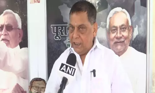 JDU के नीरज कुमार ने तेजस्वी यादव पर साधा निशाना JDU के नीरज कुमार ने तेजस्वी यादव पर साधा निशाना