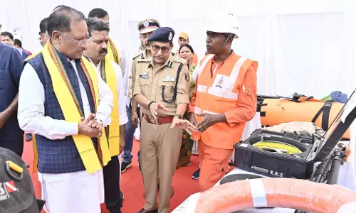 नवा रायपुर में अग्निशमन केंद्र सह आवासीय परिसर का लोकार्पण