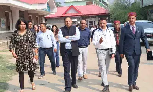 कुल्लू जिले का नशा मुक्ति केंद्र एक आदर्श पहल: Chief Secretary कुल्लू जिले का नशा मुक्ति केंद्र एक आदर्श पहल: Chief Secretary