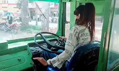 Lucknow: उत्तर प्रदेश में महिला परिचालकों की भर्ती प्रक्रिया शुरू, जानें योग्यता और चयन प्रक्रिया