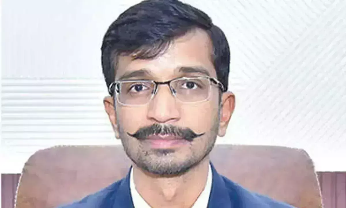 फर्जी खातों के प्रति सतर्कता: कलेक्टर ने दी चेतावनी फर्जी खातों के प्रति सतर्कता: कलेक्टर ने दी चेतावनी