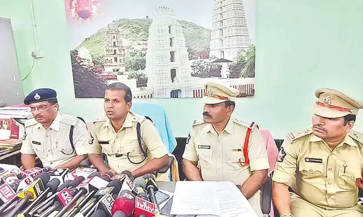 Andhra: तीन गिरफ्तार, 7.5 लाख रुपये का गांजा जब्त