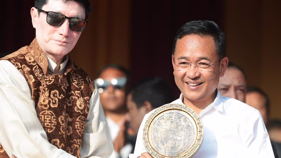 Sikkim के मुख्यमंत्री ने रबोंग के जीवंत चो-जो उत्सव का जश्न मनाया Sikkim के मुख्यमंत्री ने रबोंग के जीवंत चो-जो उत्सव का जश्न मनाया