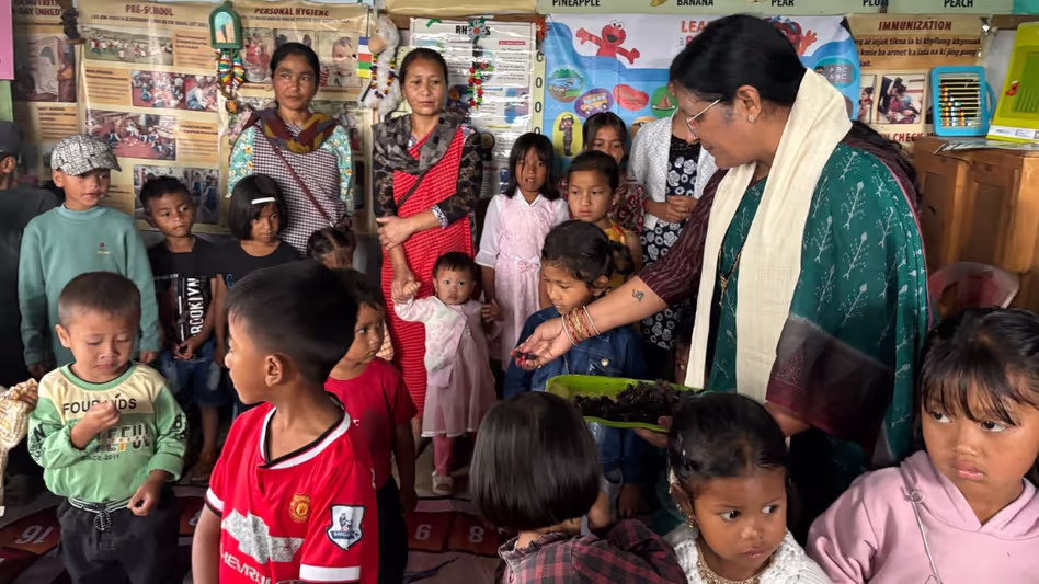 Meghalaya : केंद्रीय राज्य मंत्री ने पूर्वी खासी हिल्स में बाल कल्याण, विकास परियोजनाओं का मूल्यांकन किया Meghalaya : केंद्रीय राज्य मंत्री ने पूर्वी खासी हिल्स में बाल कल्याण, विकास परियोजनाओं का मूल्यांकन किया