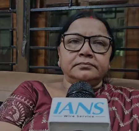 राष्ट्रीय महिला आयोग की टीम मालदा और मुर्शिदाबाद का करेगी दौरा : अर्चना मजूमदार राष्ट्रीय महिला आयोग की टीम मालदा और मुर्शिदाबाद का करेगी दौरा : अर्चना मजूमदार
