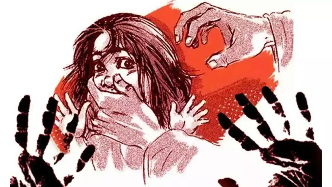 Karnataka: महिला ने नशीला पदार्थ देकर यौन उत्पीड़न का आरोप लगाया Karnataka: महिला ने नशीला पदार्थ देकर यौन उत्पीड़न का आरोप लगाया