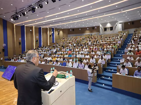 बिहार के बूथ लेवल एजेंटों के लिए ECI के प्रशिक्षण कार्यक्रम को व्यापक प्रशंसा मिली बिहार के बूथ लेवल एजेंटों के लिए ECI के प्रशिक्षण कार्यक्रम को व्यापक प्रशंसा मिली