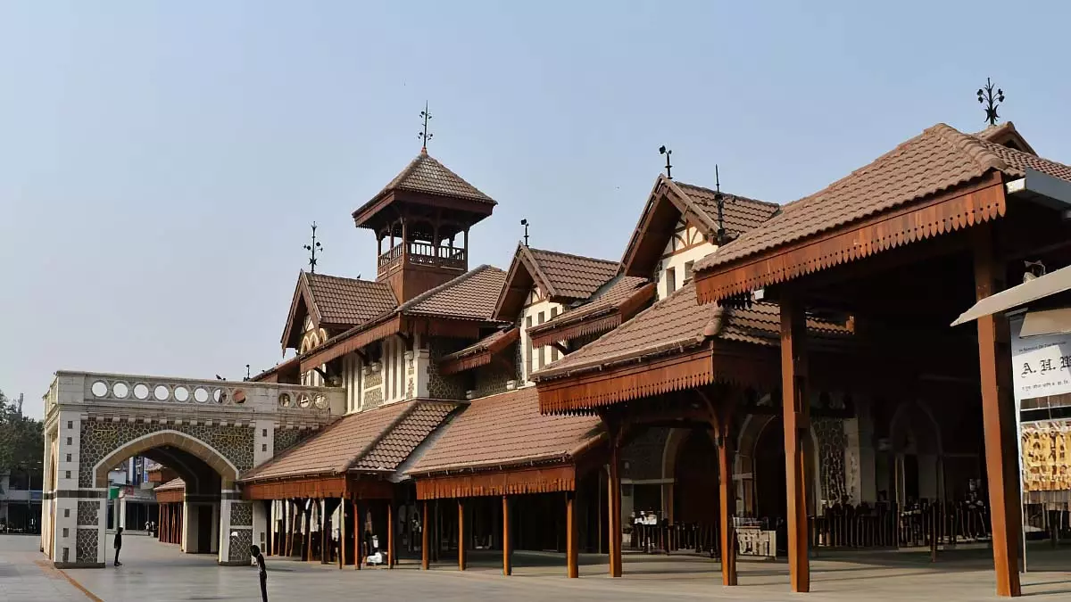 पश्चिम रेलवे 18 अप्रैल से रील-मेकिंग प्रतियोगिता के साथ बांद्रा स्टेशन महोत्सव की मेजबानी करेगा पश्चिम रेलवे 18 अप्रैल से रील-मेकिंग प्रतियोगिता के साथ बांद्रा स्टेशन महोत्सव की मेजबानी करेगा