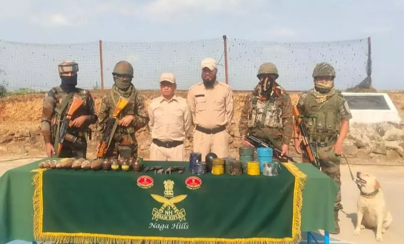 Manipur-Myanmar विस्फोटक और आग्नेयास्त्र बरामद होने के बाद सीमा पर हाई अलर्ट Manipur-Myanmar विस्फोटक और आग्नेयास्त्र बरामद होने के बाद सीमा पर हाई अलर्ट