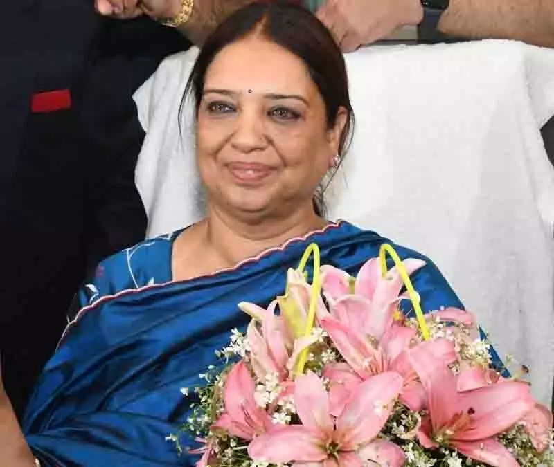 चंडीगढ़ मेयर ने MP Manish Tewar को पांच लीफ कलेक्टर मशीनों के लिए पत्र लिखा चंडीगढ़ मेयर ने MP Manish Tewar को पांच लीफ कलेक्टर मशीनों के लिए पत्र लिखा