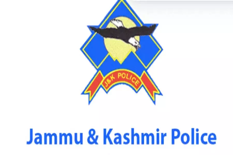 ड्रग तस्करी और घुसपैठियों की मदद करने वाले 100 परिवारों की पहचान की ड्रग तस्करी और घुसपैठियों की मदद करने वाले 100 परिवारों की पहचान की