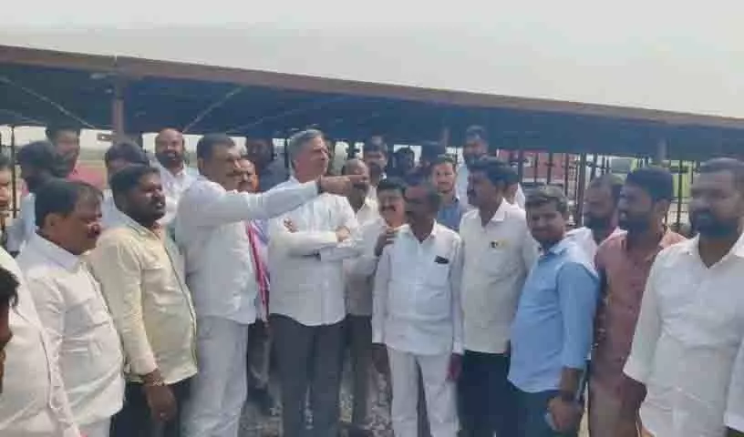 Warangal में बीआरएस रजत जयंती बैठक की व्यापक तैयारियां चल रही Warangal में बीआरएस रजत जयंती बैठक की व्यापक तैयारियां चल रही