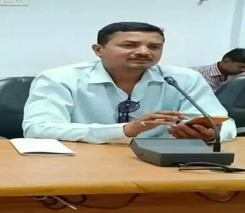 पूर्व कांग्रेस पार्षद काशी रात्रे पर महिला से रेप और ठगी का आरोप, गर्भपात भी कराया पूर्व कांग्रेस पार्षद काशी रात्रे पर महिला से रेप और ठगी का आरोप, गर्भपात भी कराया