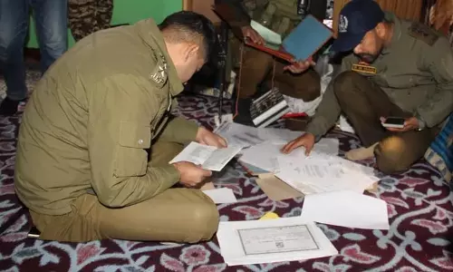 साइबर पुलिस ने श्रीनगर, गंदेरबल में कई स्थानों पर छापेमारी की