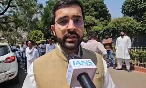कांग्रेस लड़ रही हर वर्ग की लड़ाई, जो भाजपा को पसंद नहीं आ रही : आदित्य सुरजेवाला कांग्रेस लड़ रही हर वर्ग की लड़ाई, जो भाजपा को पसंद नहीं आ रही : आदित्य सुरजेवाला