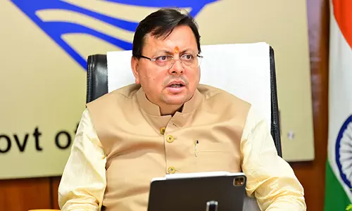 CM Dhami ने अवैध विदेशियों पर कार्रवाई के आदेश दिए CM Dhami ने अवैध विदेशियों पर कार्रवाई के आदेश दिए