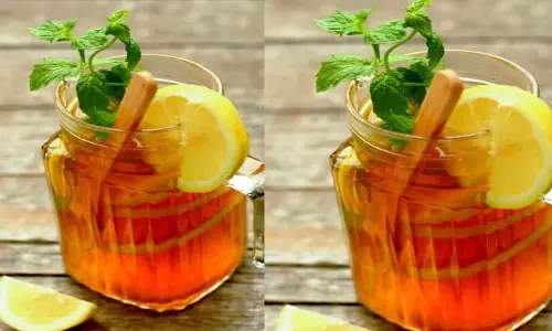Lemon Mint Ice Tea: मेहमानों के लिए कुछ खास बनाना चाहते हैं, तो इसे आज़माएँ