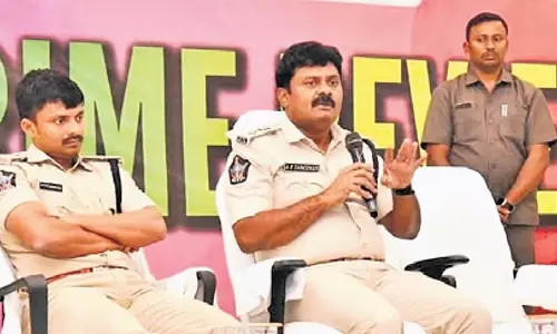 प्रकाशम SP ने अपराध मामलों की समीक्षा की, सख्त कार्रवाई का आह्वान किया