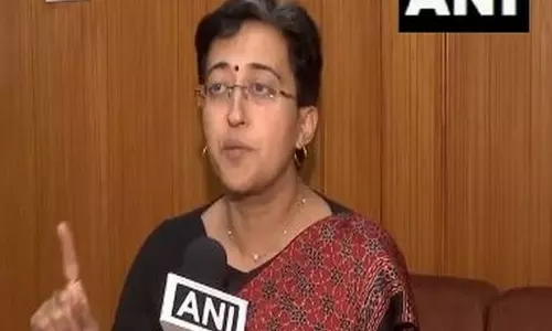 सीलमपुर हत्याकांड को लेकर आतिशी ने Delhi में कानून व्यवस्था पर सवाल उठाए सीलमपुर हत्याकांड को लेकर आतिशी ने Delhi में कानून व्यवस्था पर सवाल उठाए