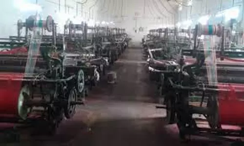 पावरलूम बुनकरों की हड़ताल रोकने के लिए कदम जारी: मंत्री