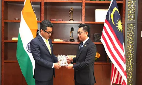 विदेश राज्य मंत्री मार्गेरिटा ने Malaysia के उप विदेश मंत्री से बातचीत की विदेश राज्य मंत्री मार्गेरिटा ने Malaysia के उप विदेश मंत्री से बातचीत की