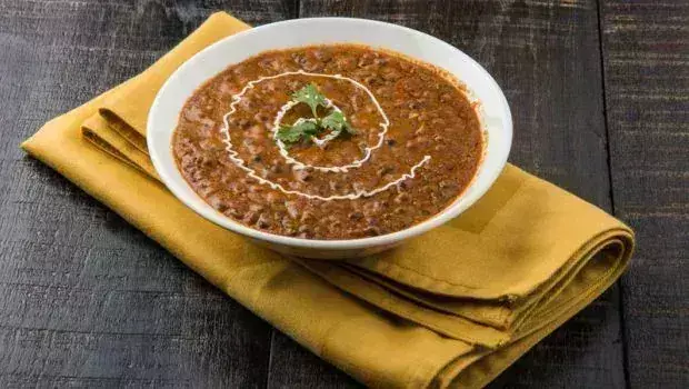 Try करें रेस्टोरेंट स्टाइल दाल मखनी, इस रेसिपी को करें फॉलो