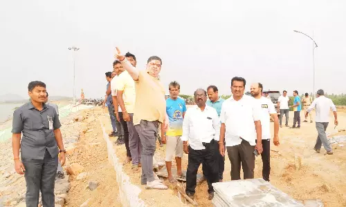 Ponnam चाहते हैं कि अरेपल्ली जंक्शन का काम तेजी से हो